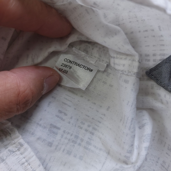 Calvin Klein Jeans White Gray Pattern Regular Fit Size L Dress Shirt 23878 - Picture 5 of 6